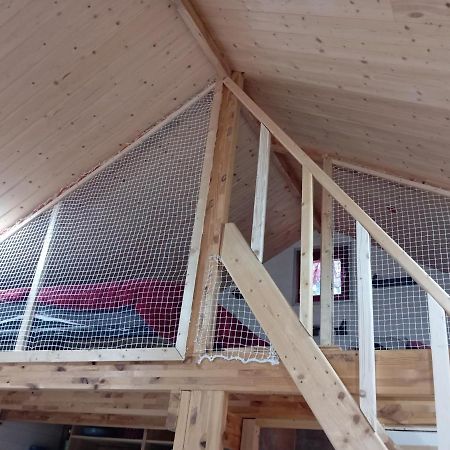 La P'Tite Maison Bois Du Herisson Menetrux-en-Joux Exterior photo